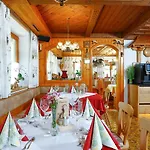 Pensionat - Oetzmooshof Sankt Johann im Pongau