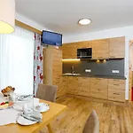 Pensionat - Oetzmooshof Sankt Johann im Pongau