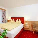 - Oetzmooshof Sankt Johann im Pongau