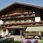 Pensionat - Oetzmooshof 3*