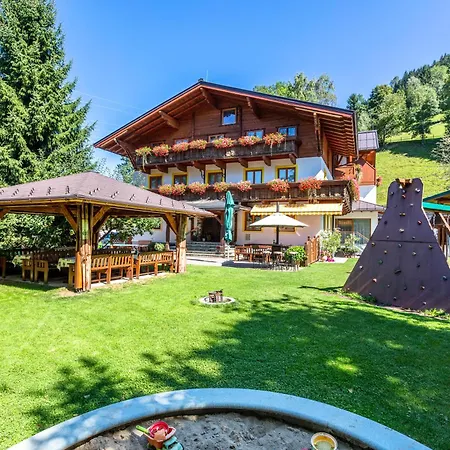 - ötzmooshof 3* St. Johann im Pongau