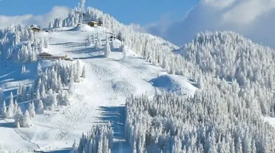 招待所 - Oetzmooshof 3*