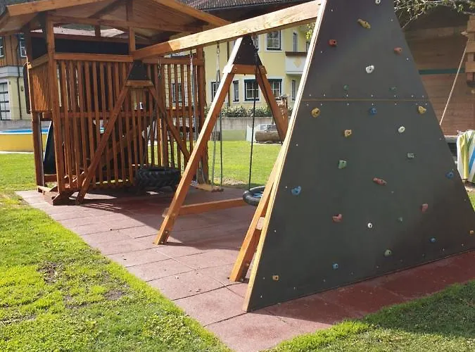 - Oetzmooshof 蓬高圣约翰