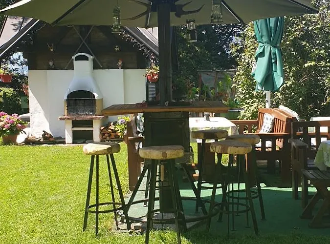 - Oetzmooshof 蓬高圣约翰